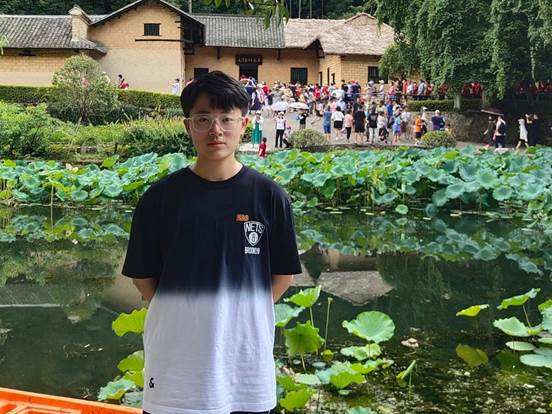 5G影院
 梁采莹 (2)